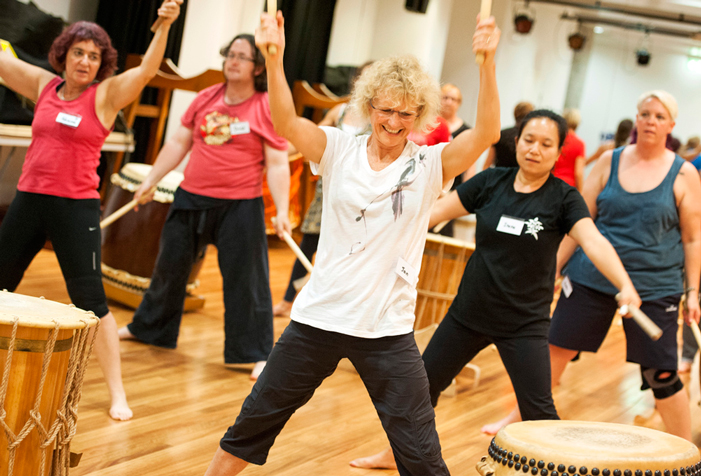 TaikOz Drumming Workshops – Learn to Play the Taiko!