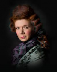 Cellist Rachel Scott