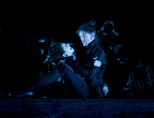 Nicole Car as Donna Elvira and Teddy Tahu Rhodes as Don Giovanni.