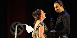 Amanda Echalaz as Tosca and Claudio Sgura as Scarpia. Photo credit Branco Gaica.