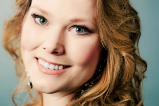 Jessica Pratt. Photo credit Luis Condro. Image supplied.