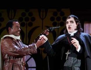 Kenneth Tarver (Count Almaviva), David Parkin (Don Basilio) 