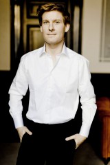 ristian Bezuidenhout. Image credit Marco Borggreve