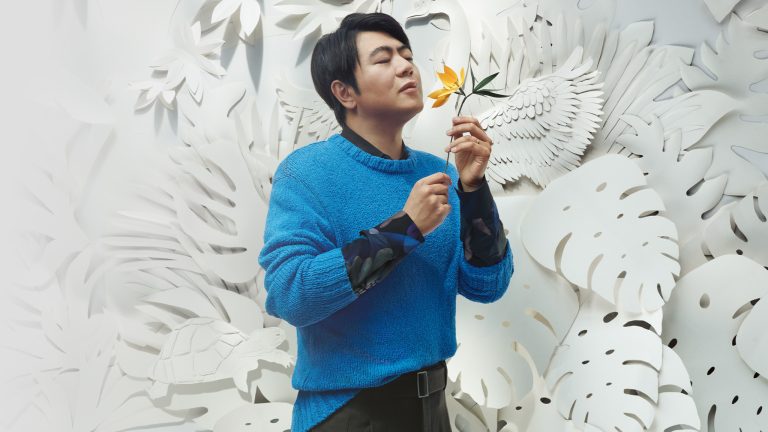 Lang Lang – Saint-Saëns New Album Releases In March